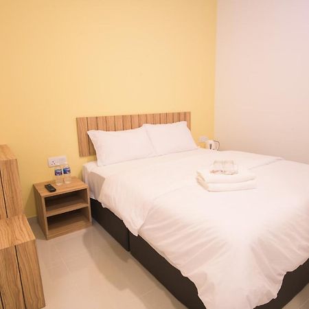 Ltl Guesthouse Johor Bahru Exterior photo
